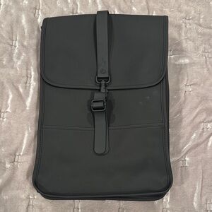 Rains Black Men's Backpack